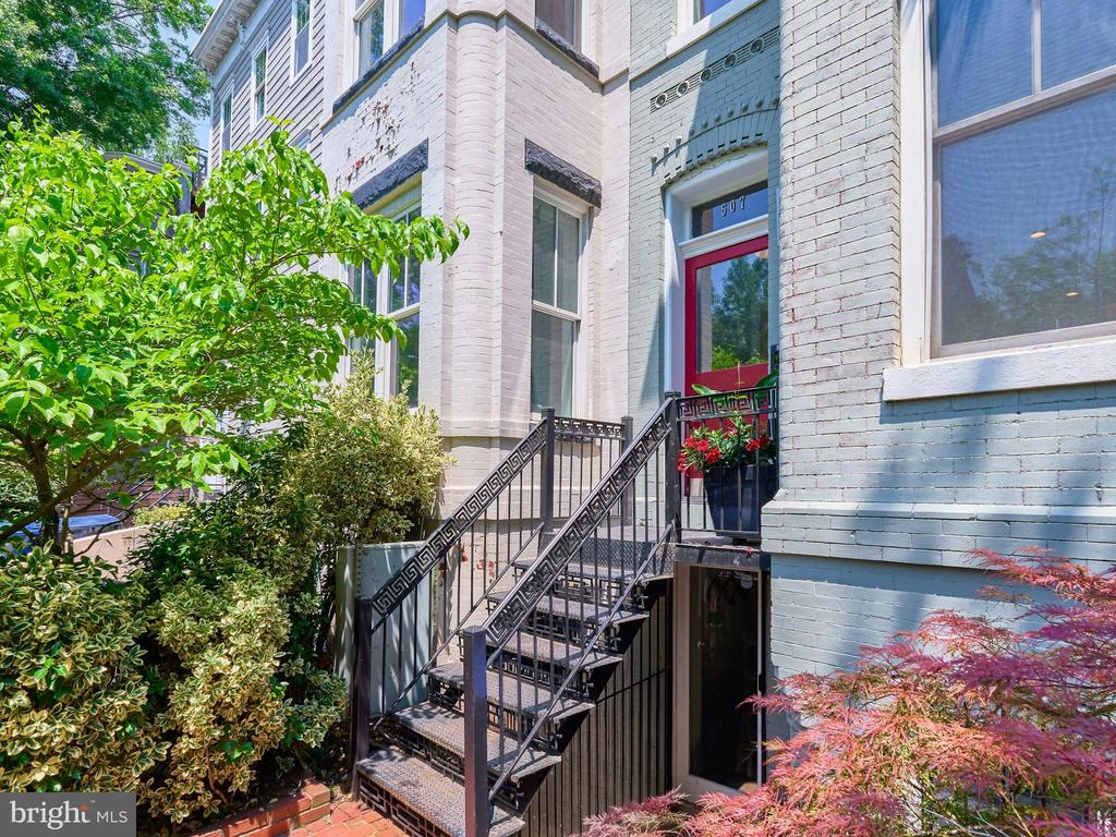 507 P STREET NW 2