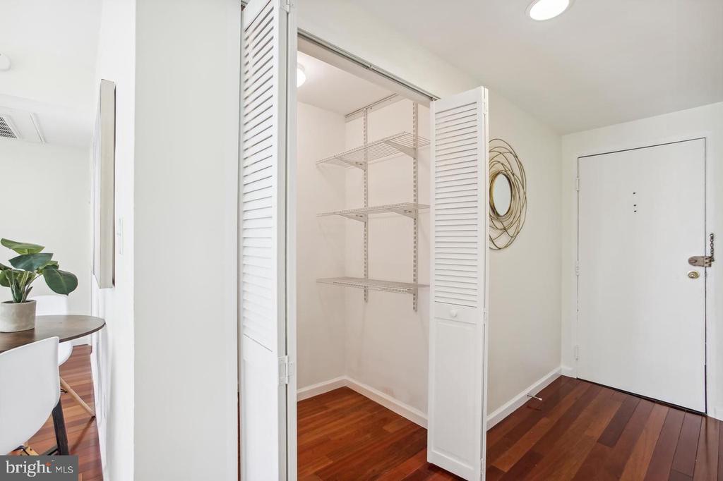 1669 COLUMBIA ROAD NW 304