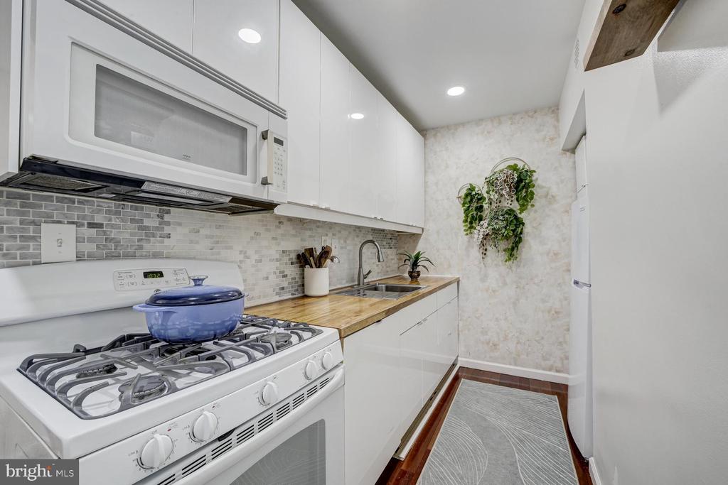 1669 COLUMBIA ROAD NW 304