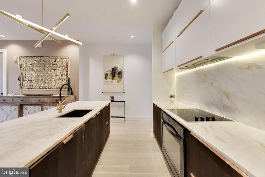 2030 16TH STREET NW Unit: 2