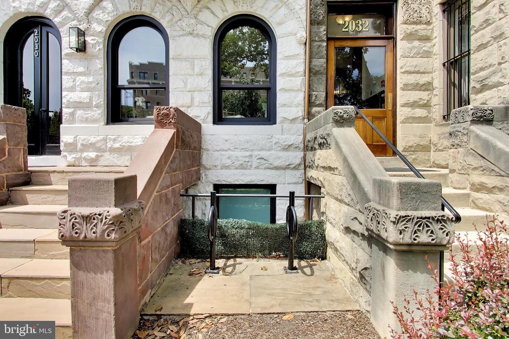 2030 16TH STREET NW Unit: 2