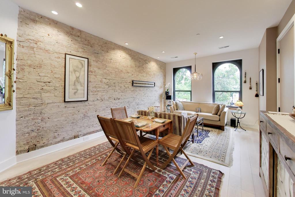 2030 16TH STREET NW Unit: 2