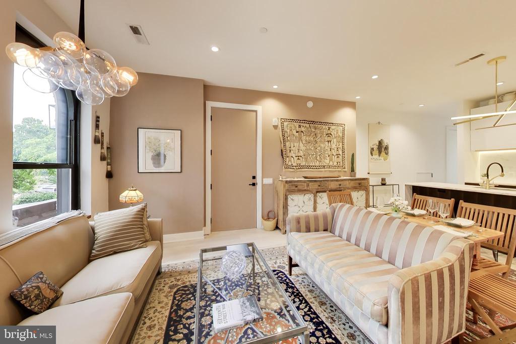 2030 16TH STREET NW Unit: 2
