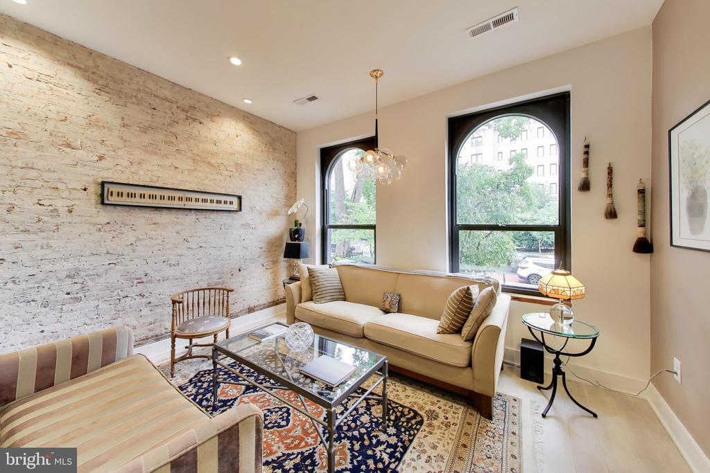 2030 16TH STREET NW Unit: 2