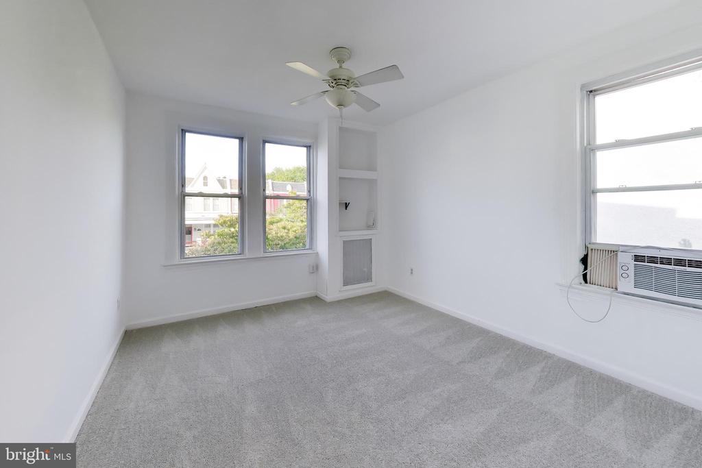 518 QUINCY STREET NW