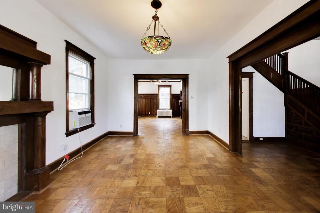 518 QUINCY STREET NW