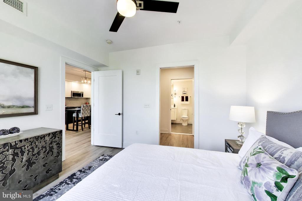 801 VIRGINIA AVENUE SE Unit: 203