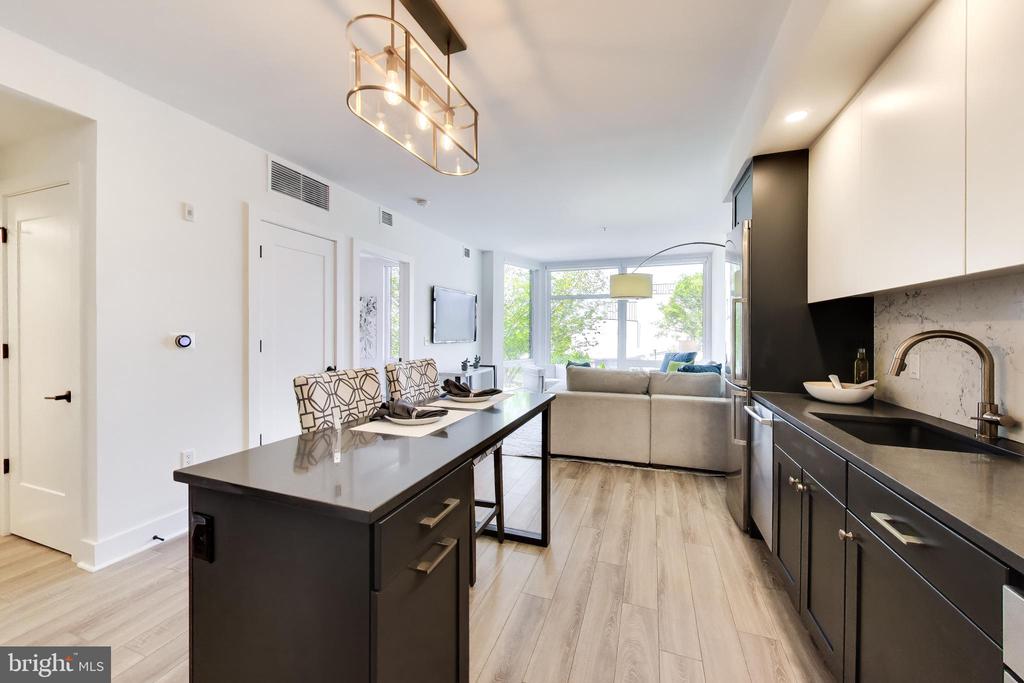 801 VIRGINIA AVENUE SE Unit: 203