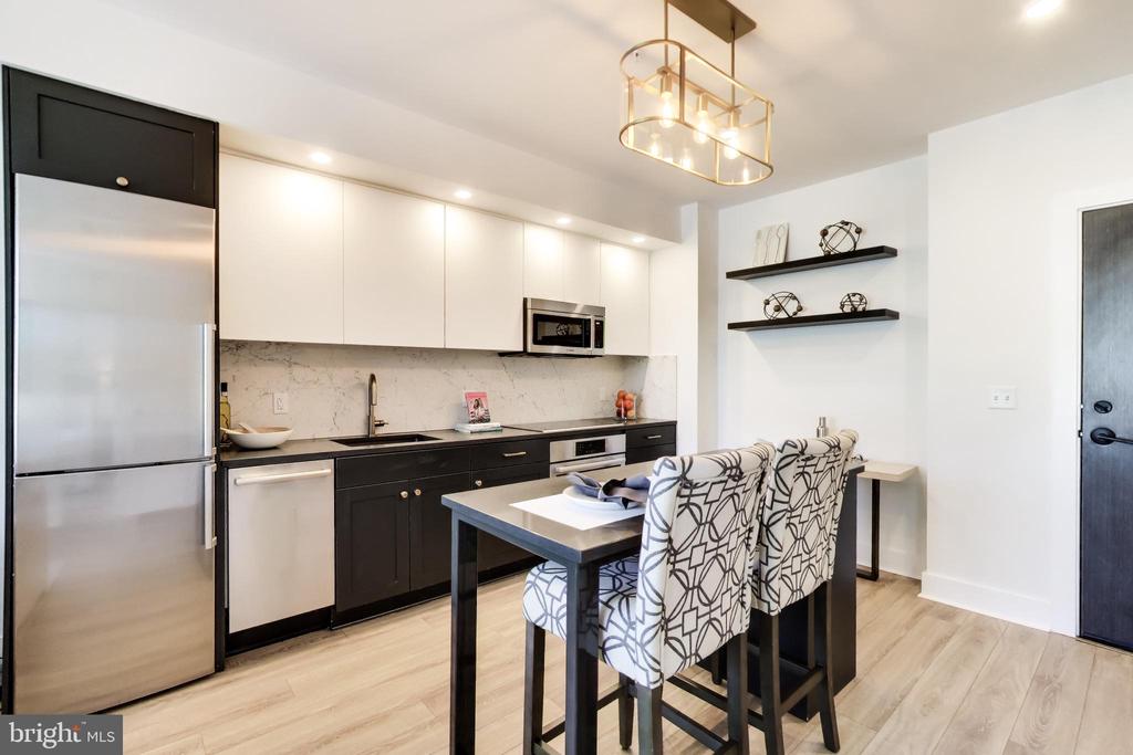 801 VIRGINIA AVENUE SE Unit: 203