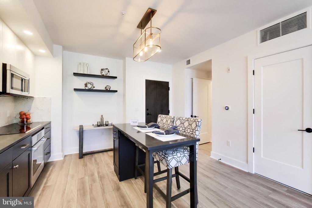 801 VIRGINIA AVENUE SE Unit: 203