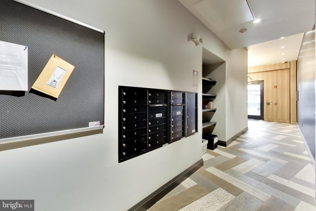 801 VIRGINIA AVENUE SE Unit: 203
