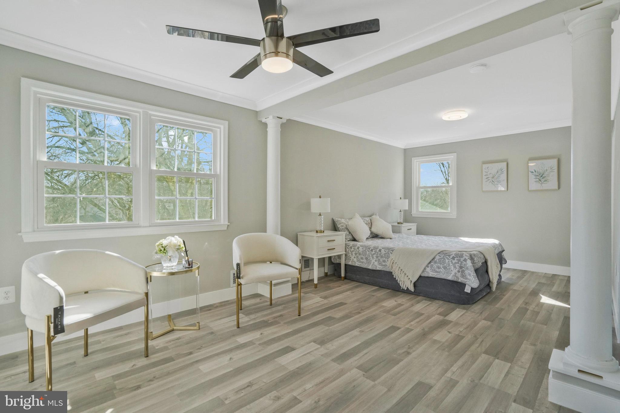 5215 LANSING DRIVE