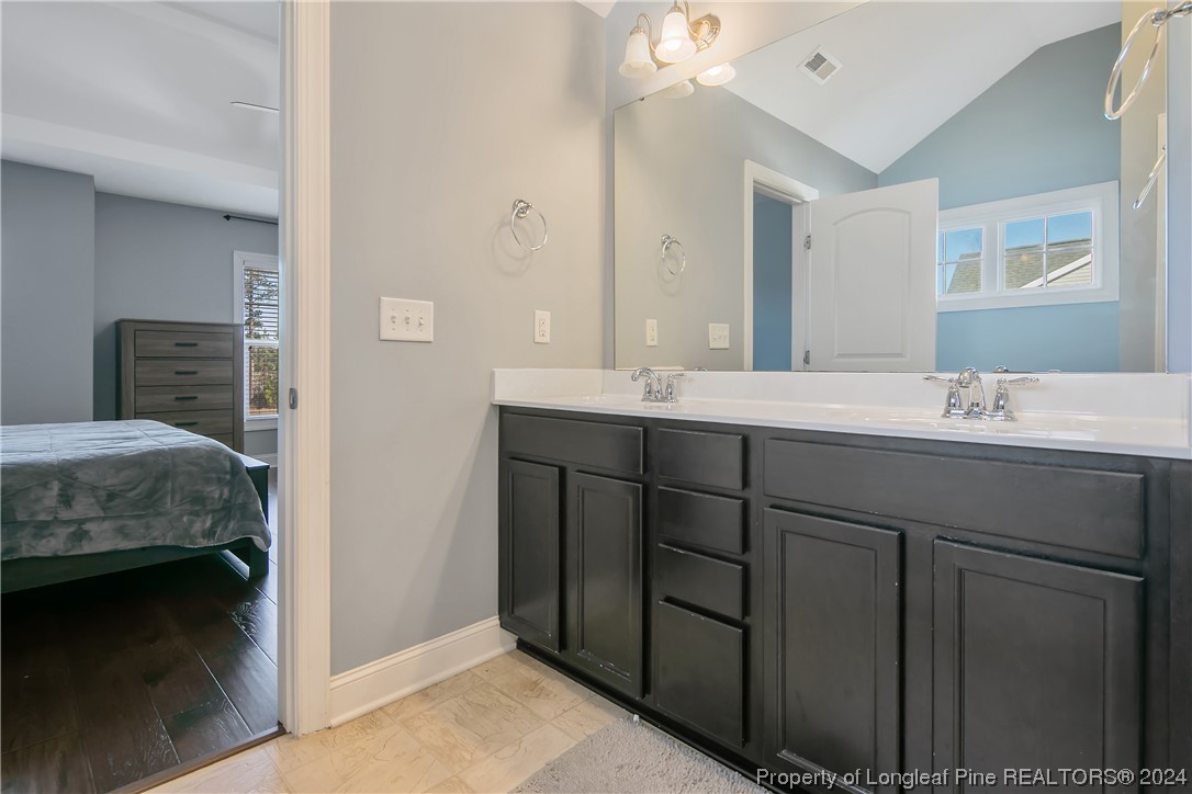 344 Derby Lane