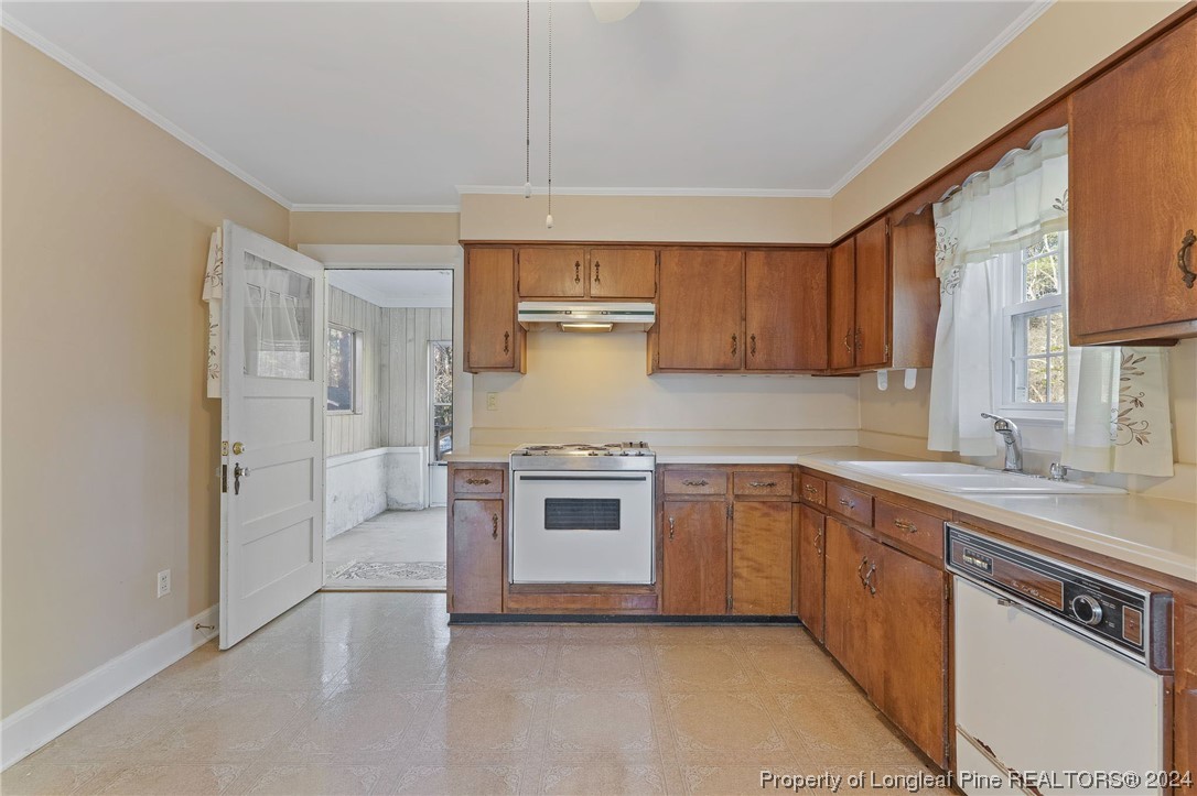 332 Napier Road NE