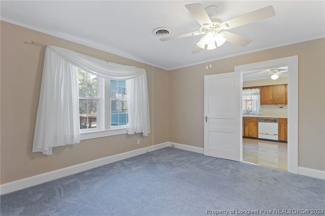 332 Napier Road NE