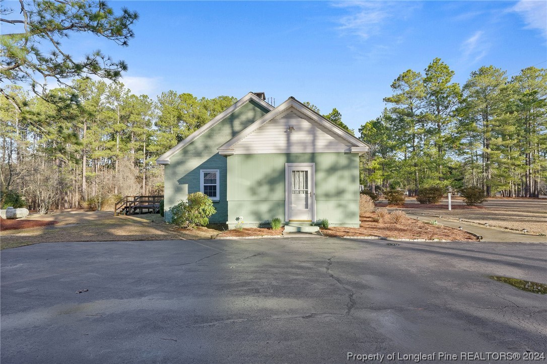 332 Napier Road NE