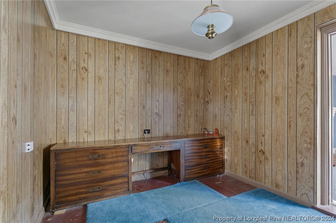 332 Napier Road NE