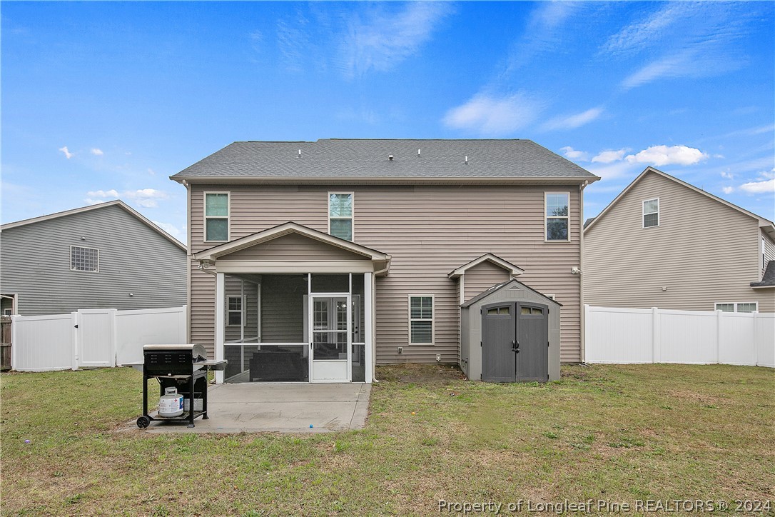 2809 Deepwater Court
