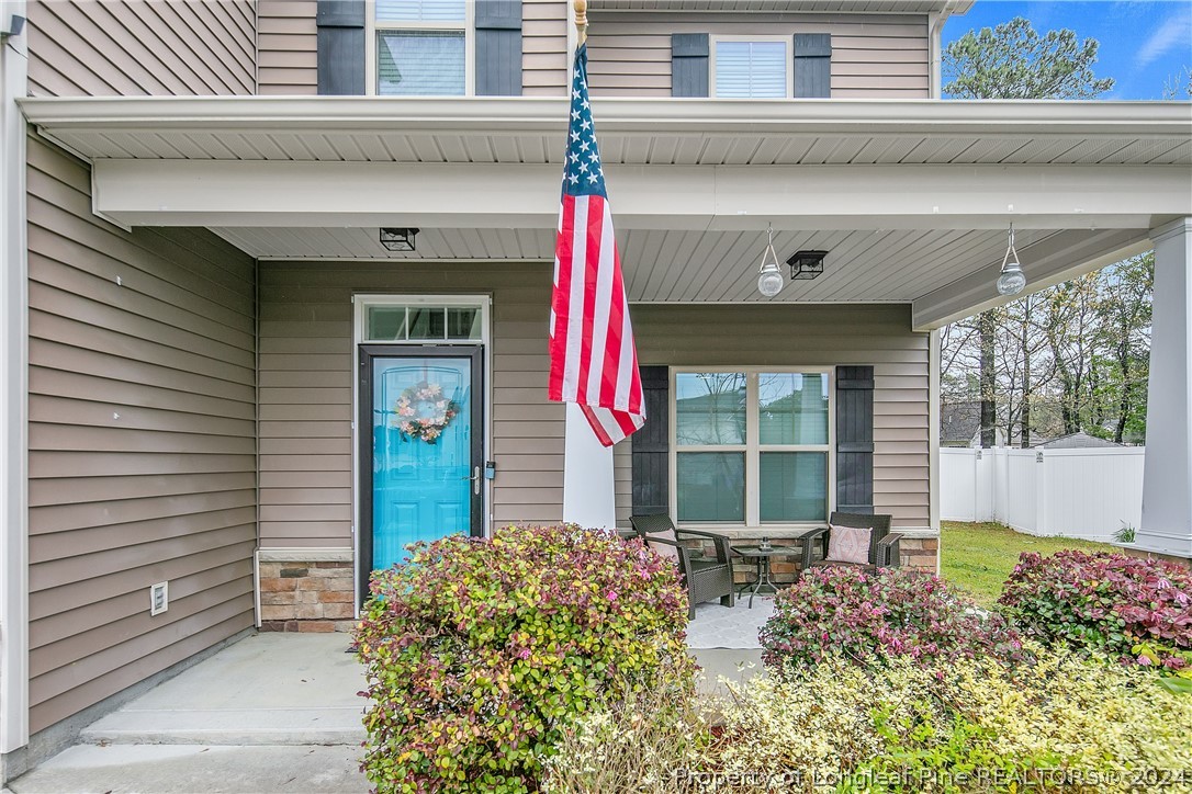 2809 Deepwater Court