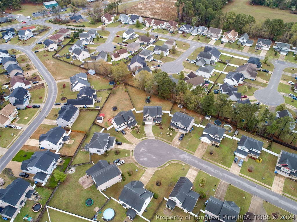 2809 Deepwater Court