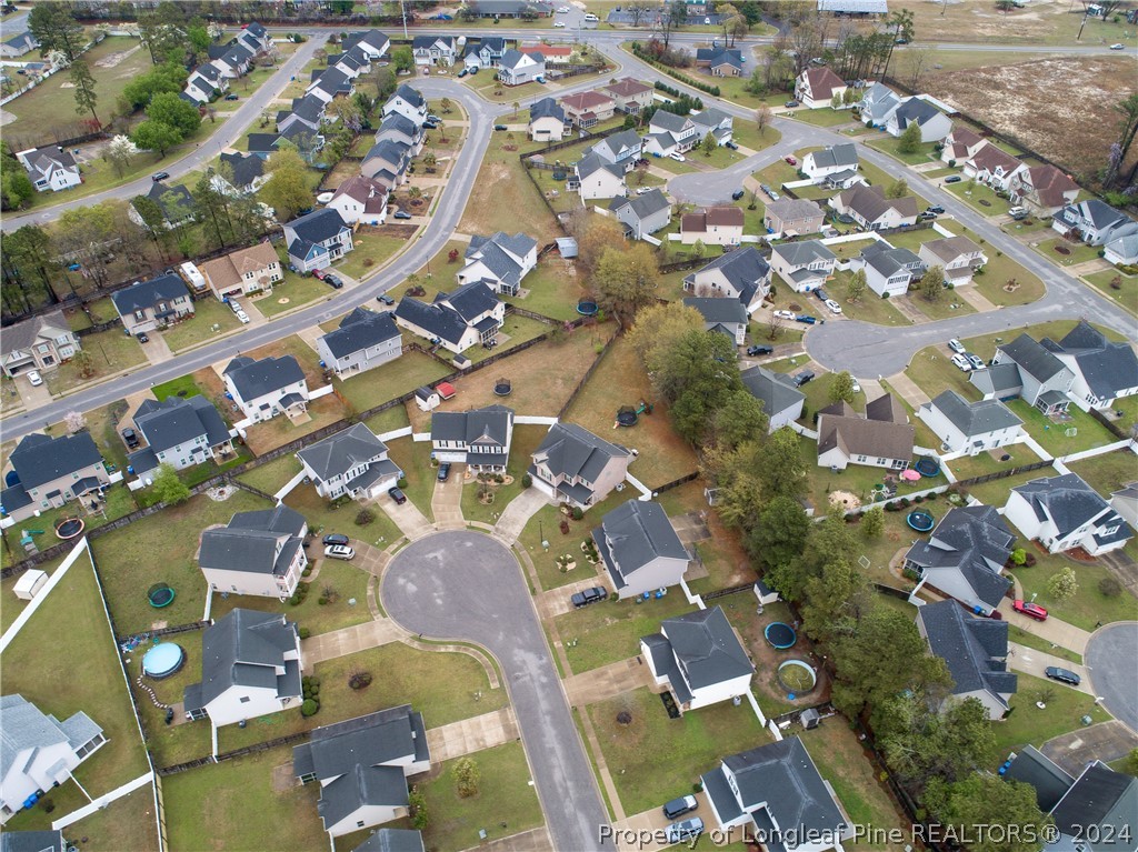 2809 Deepwater Court