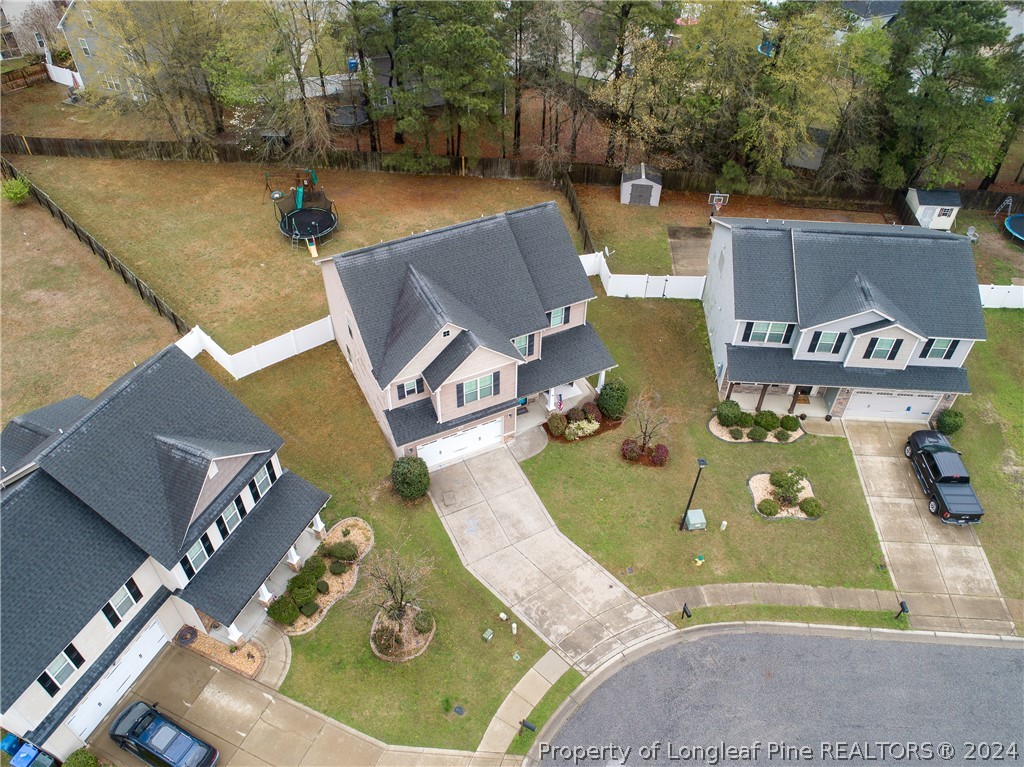 2809 Deepwater Court