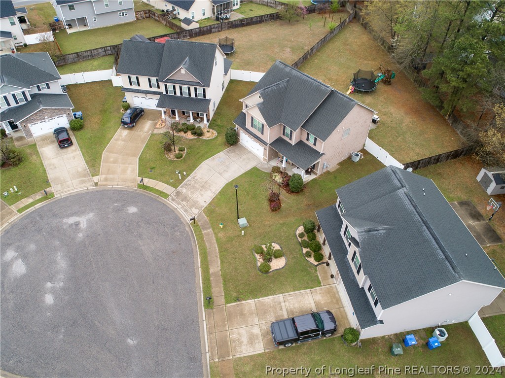 2809 Deepwater Court