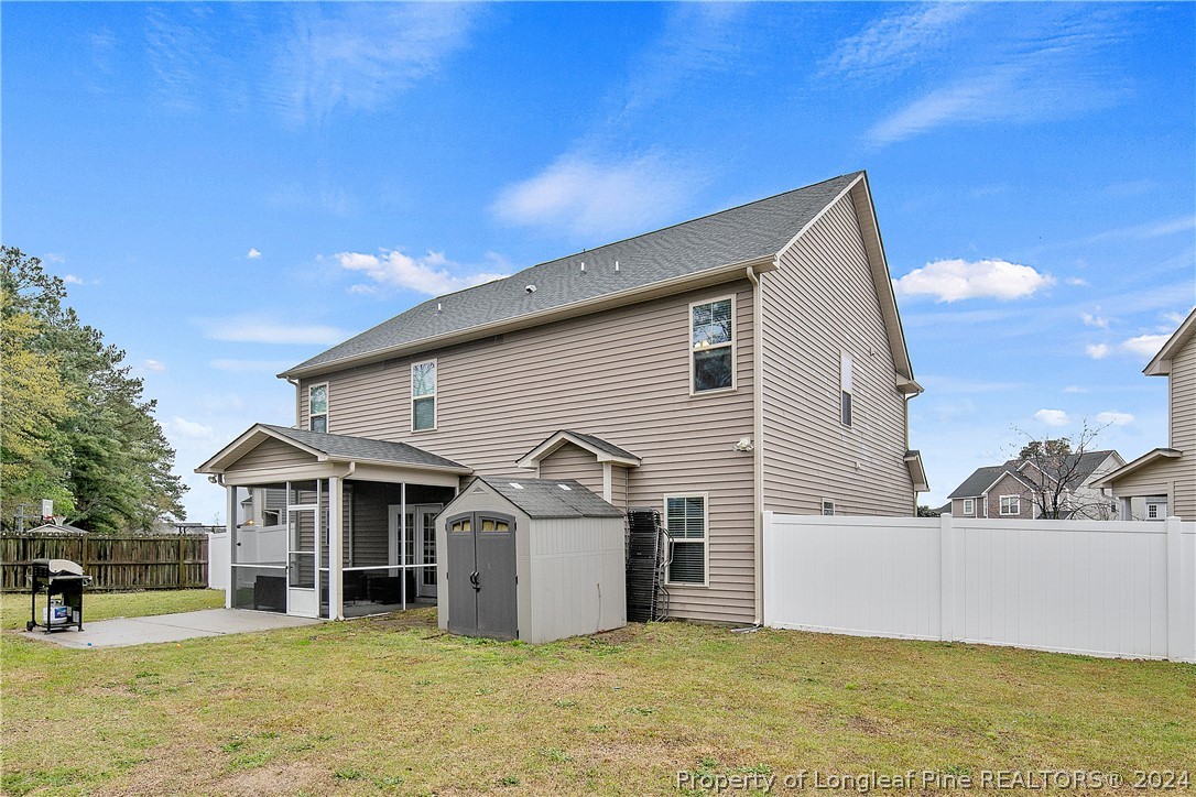 2809 Deepwater Court