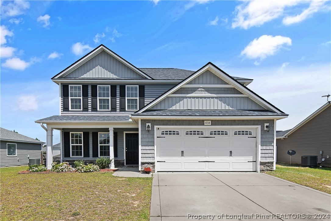 838 Screech Owl Drive NE