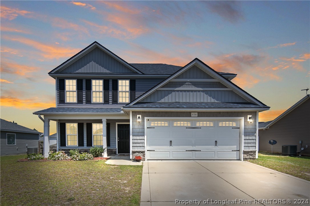 838 Screech Owl Drive NE