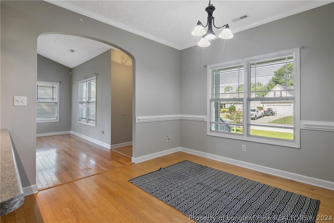 5633 Prestonfield Lane