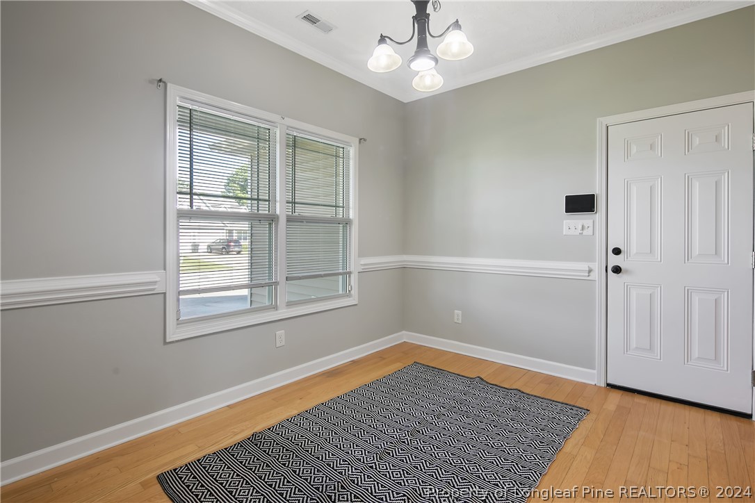 5633 Prestonfield Lane