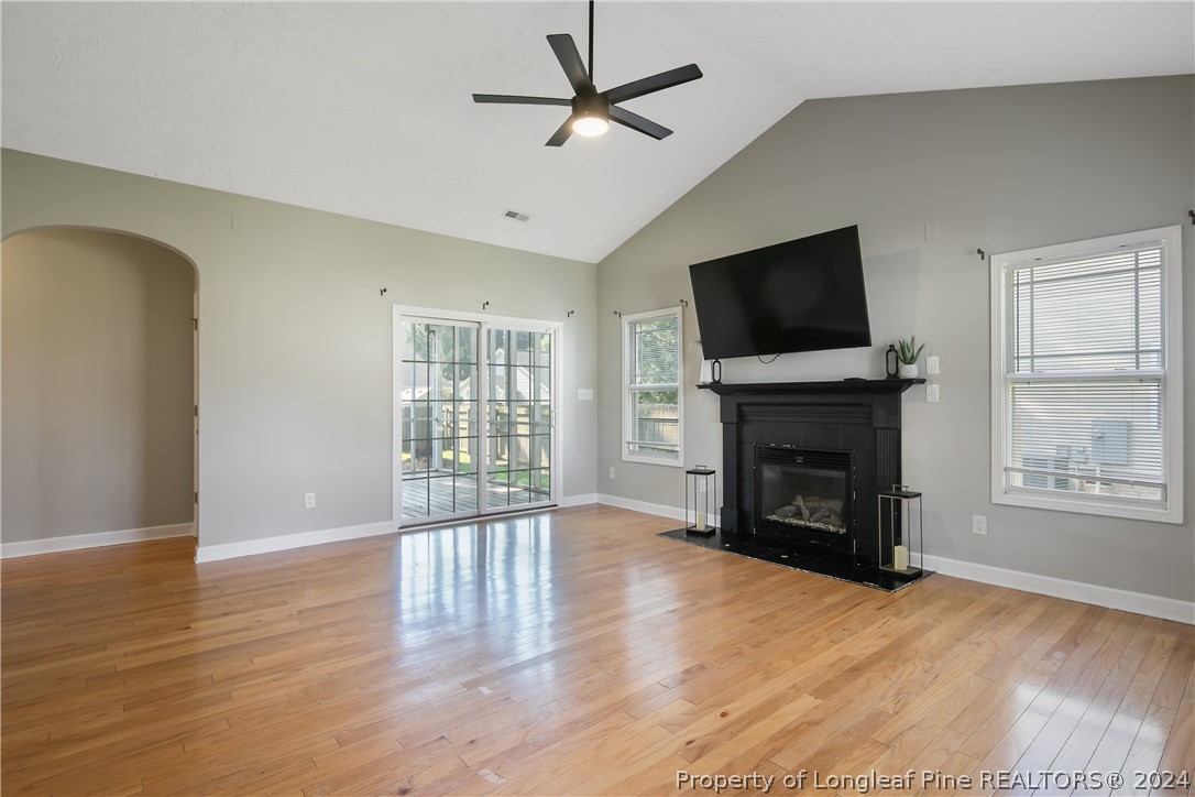 5633 Prestonfield Lane