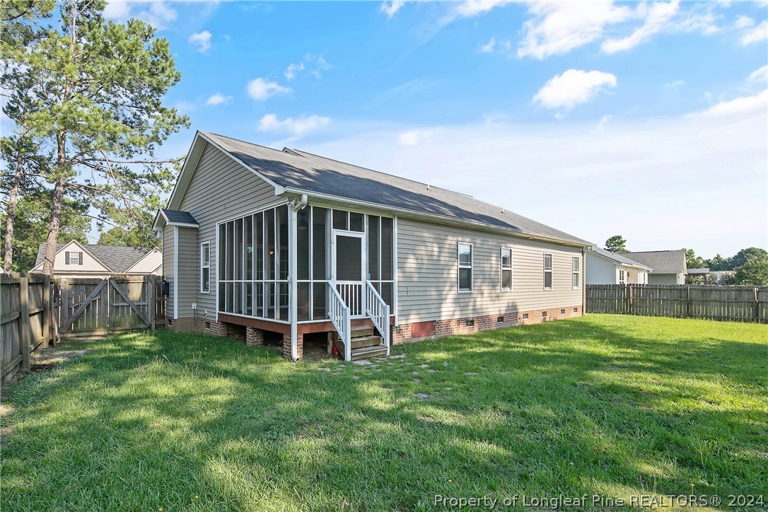 5633 Prestonfield Lane