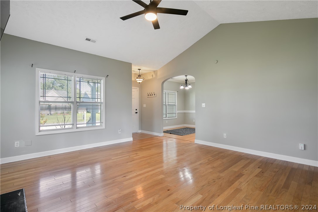 5633 Prestonfield Lane