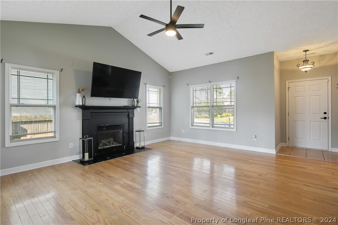 5633 Prestonfield Lane