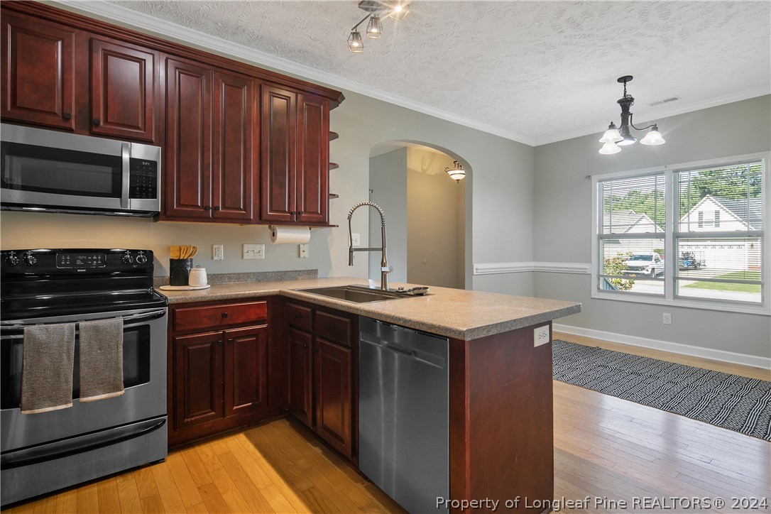 5633 Prestonfield Lane