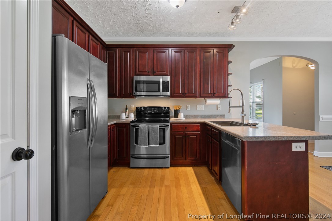 5633 Prestonfield Lane