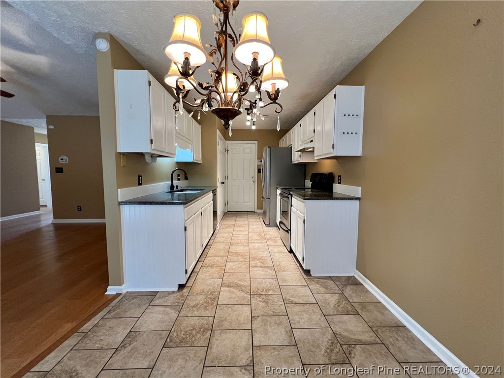 2907 Chillingworth Drive