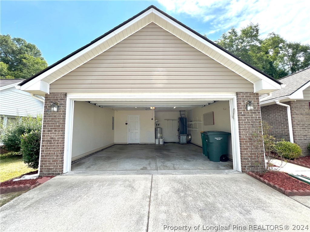2907 Chillingworth Drive