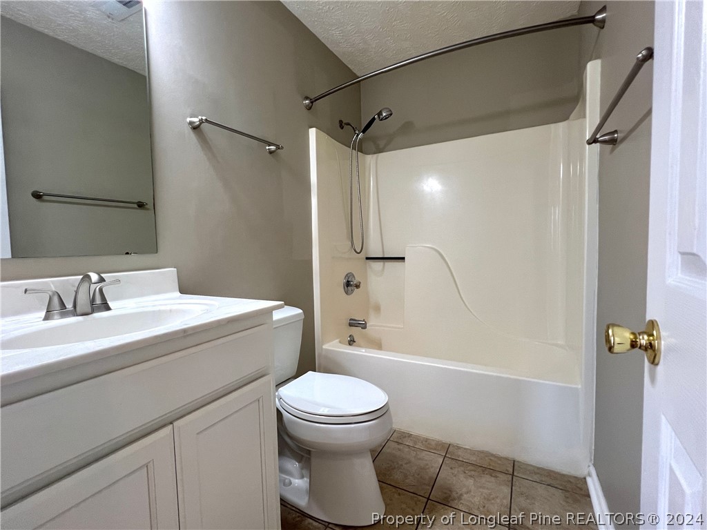 2907 Chillingworth Drive