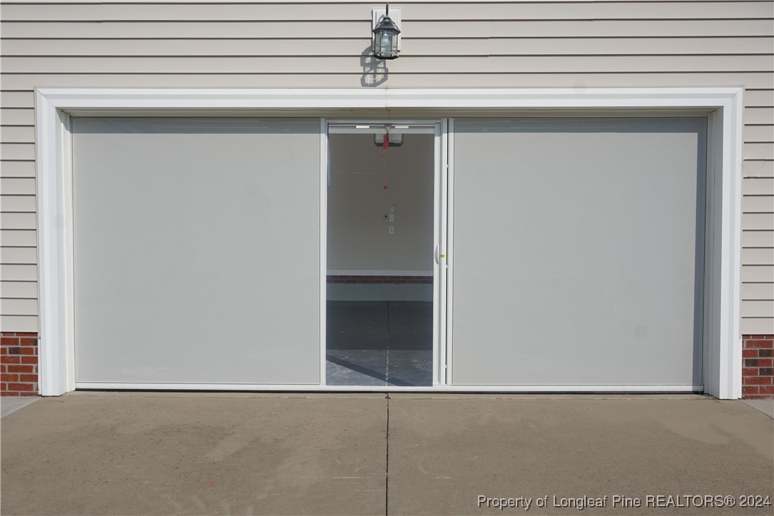2221 Cliff Swallow Drive