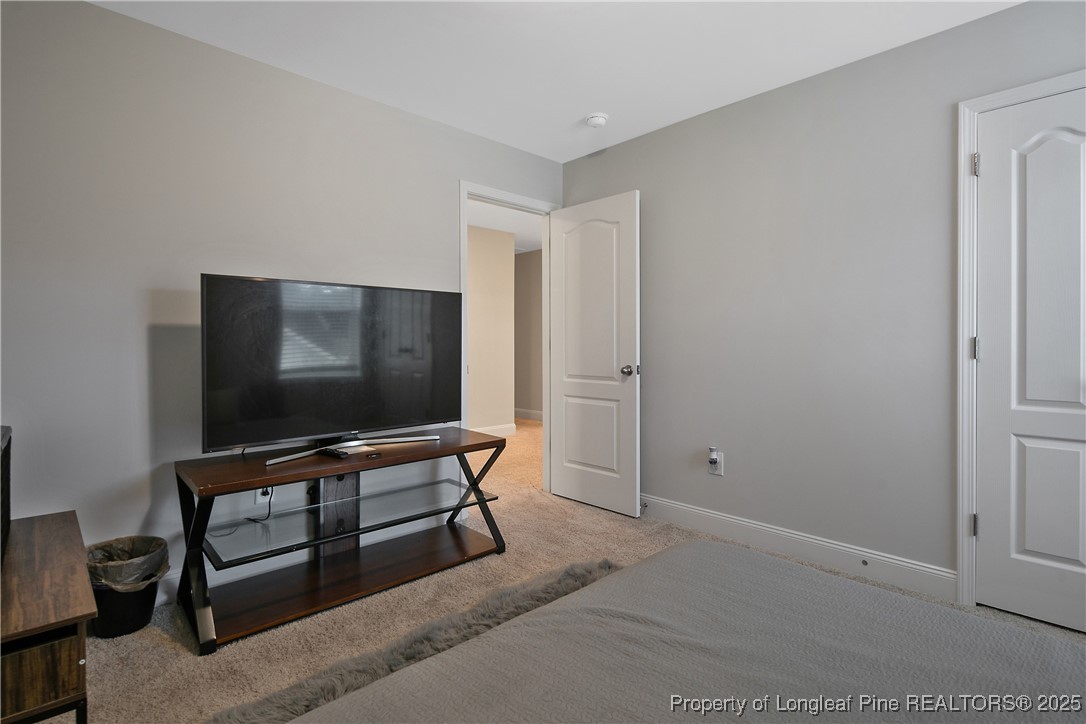 6922 Running Fox Road