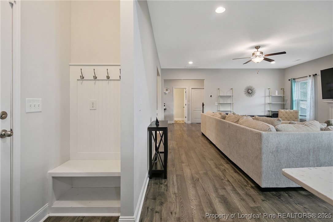 6922 Running Fox Road