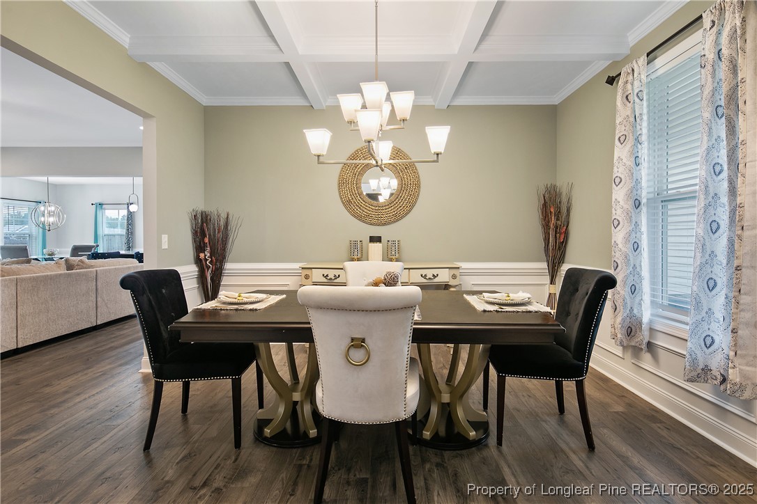 6922 Running Fox Road