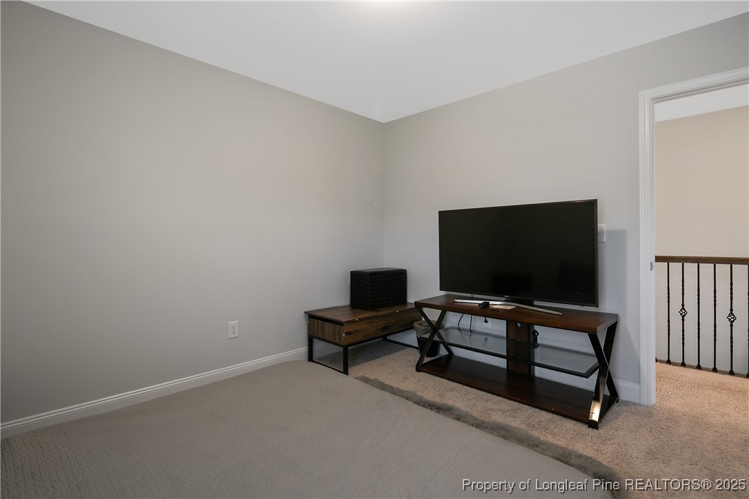 6922 Running Fox Road