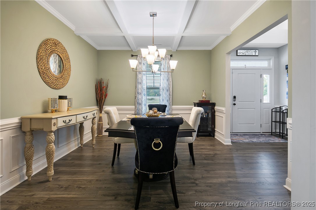 6922 Running Fox Road