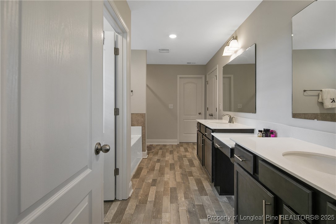 6922 Running Fox Road