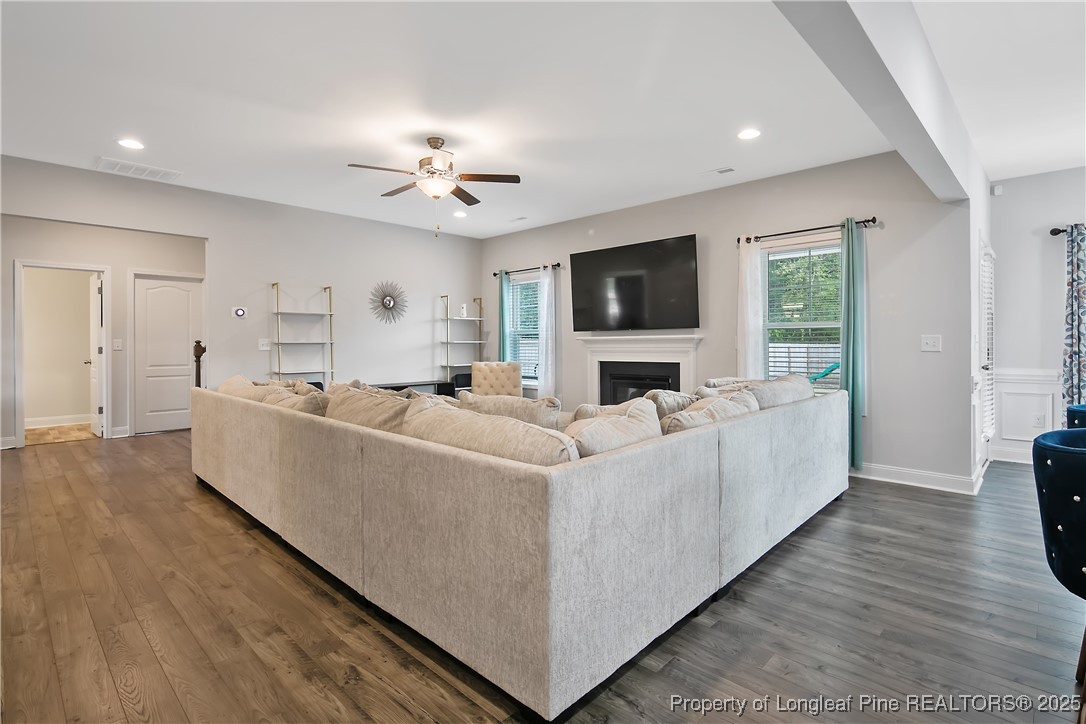 6922 Running Fox Road