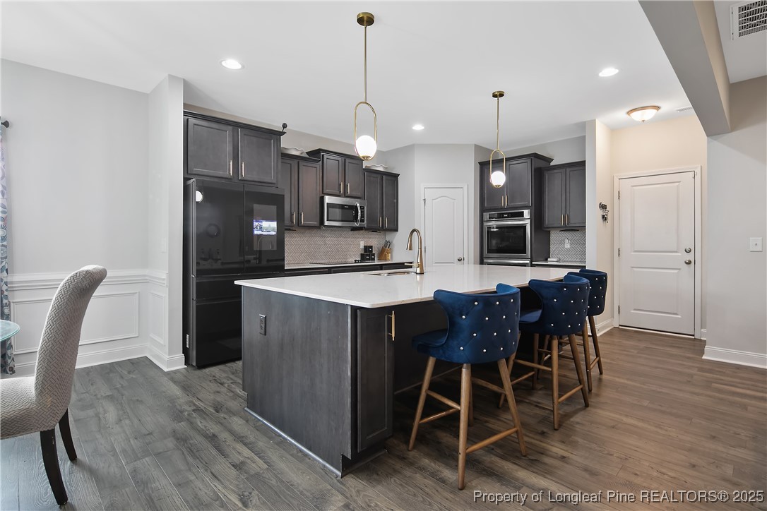 6922 Running Fox Road